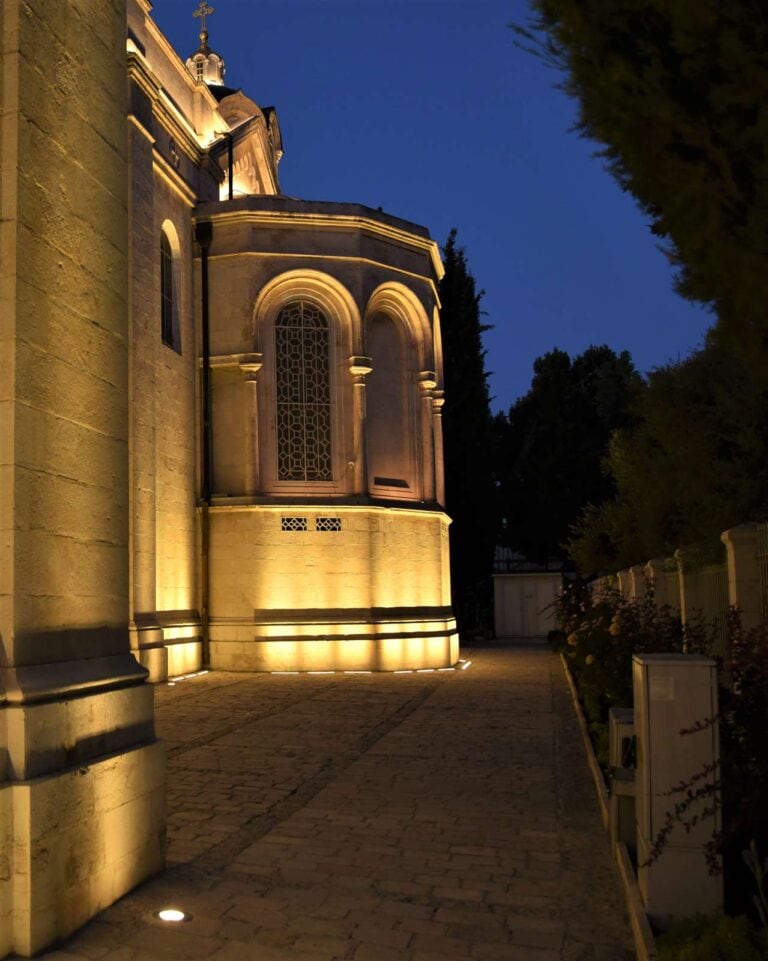 The Holy Trinity Photo By AMIR BRENNER 21